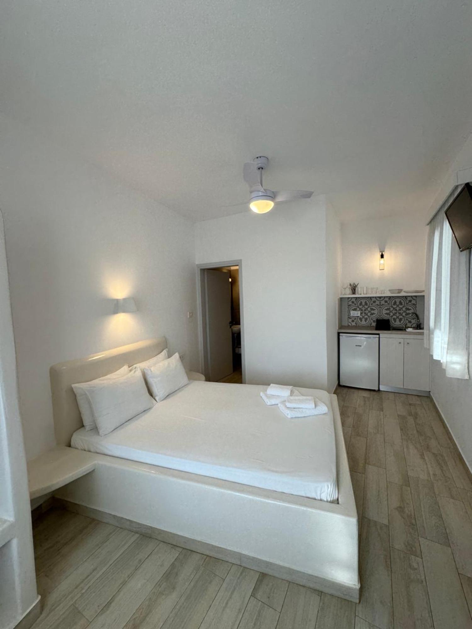 Appartement Annarita à Adámas Chambre photo